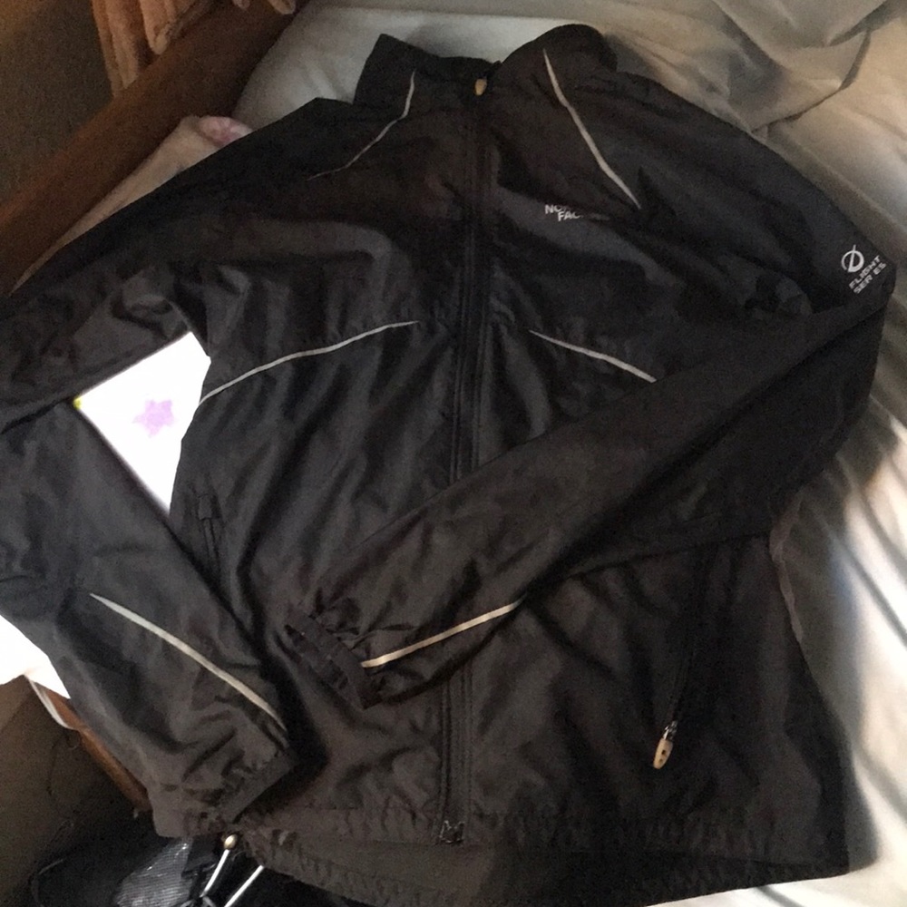 NORTHFACE WINDBREAKER!
